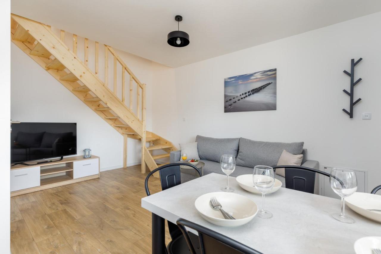 Seaside Escape Pet Friendly Apartments Mielenko By Noclegi Renters Esterno foto